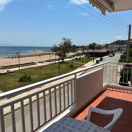 Apartment Manolis House