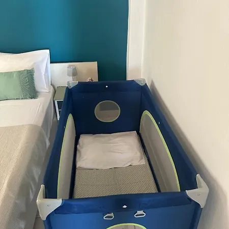 Manolis House Апартаменты Неа-Потидеа